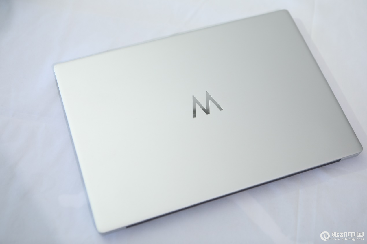 性能、续航、AI都有料！Hi MateBook D 16真实使用体验分享